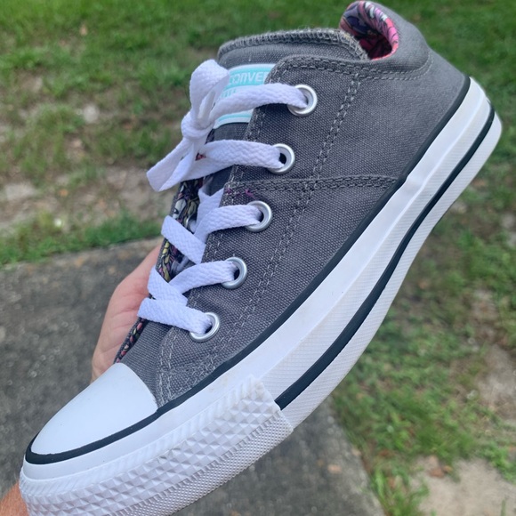 CONVERSE ALL STAR GREY W/FLORAL INSOLE SIZE 6 - Picture 4 of 10